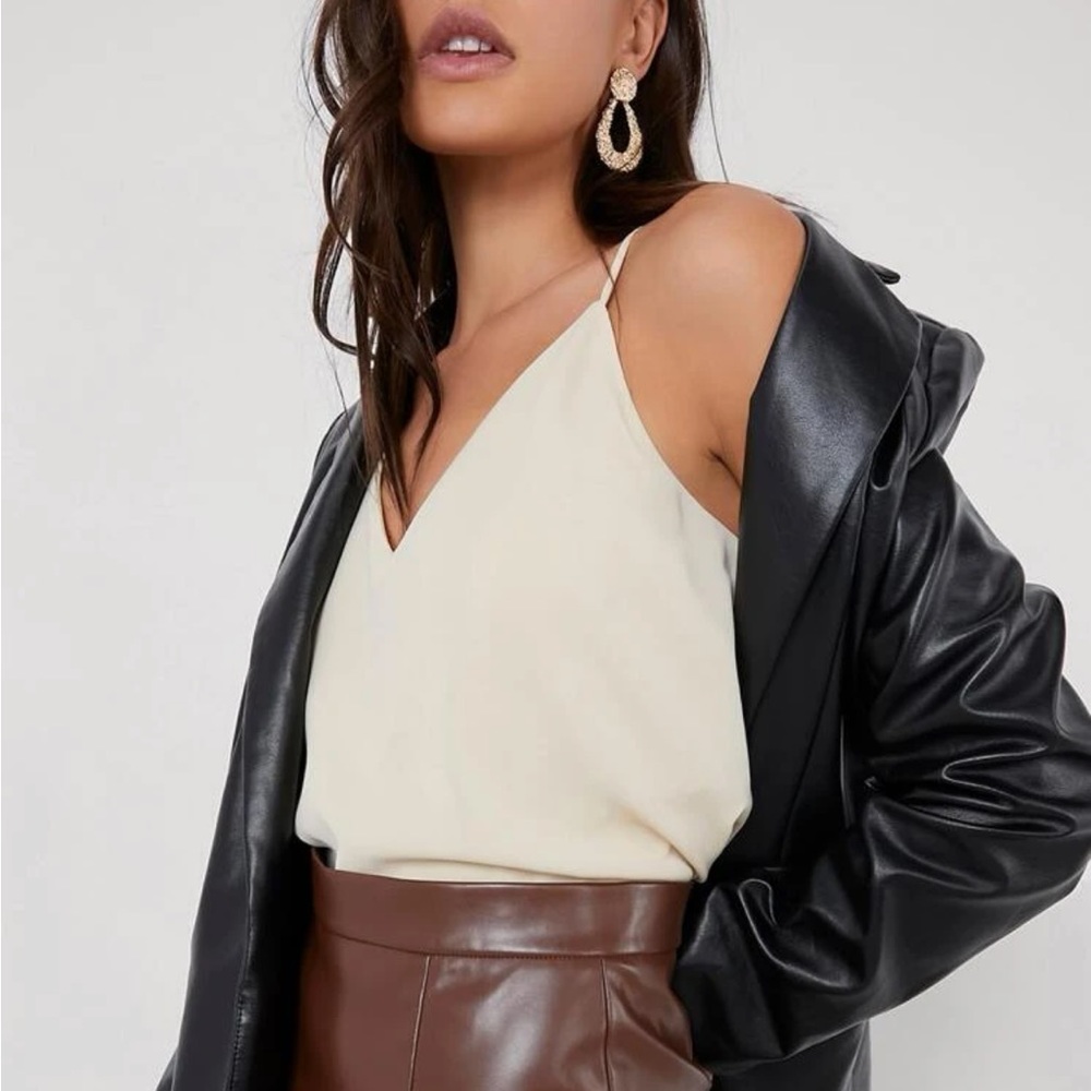 Shein Solid V Neck Cami Top - Picture 5 of 6